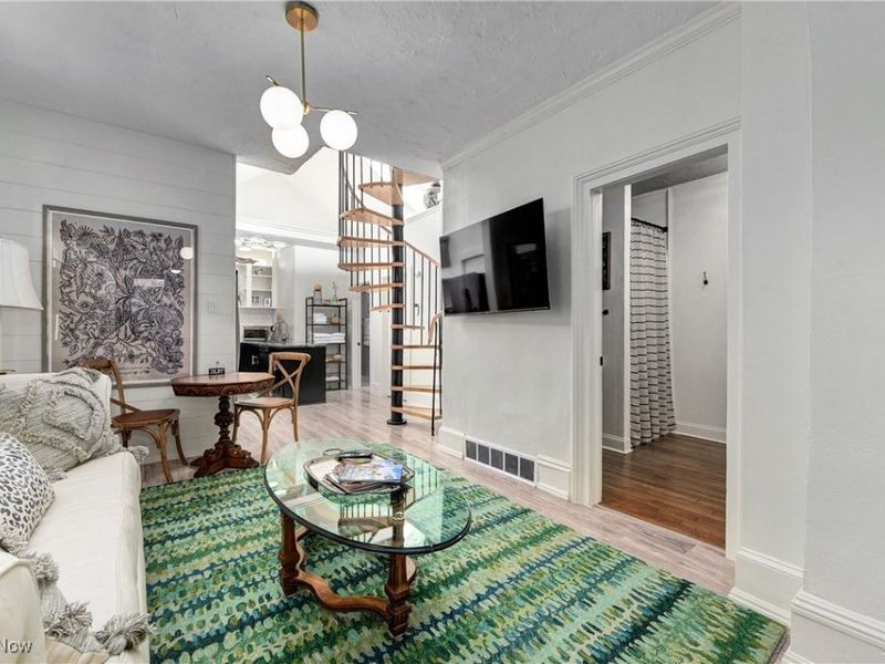 4300 Fulton Court, Cleveland, OH 44113 Photo 8