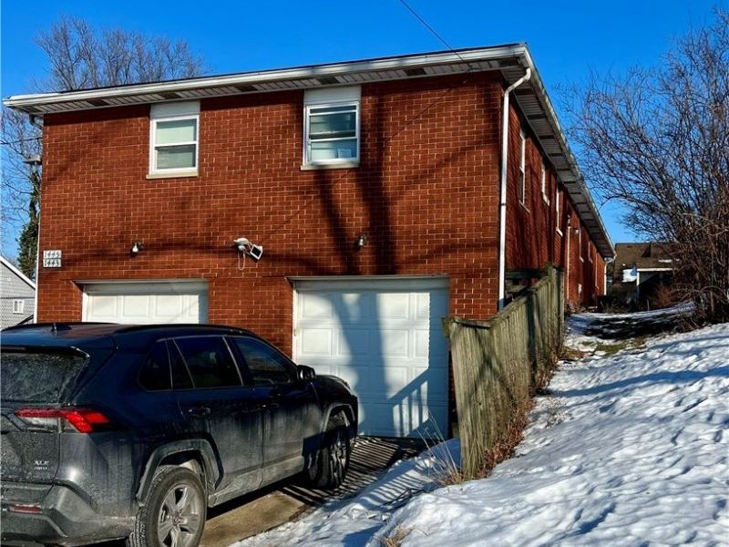 1443-1445 Hyde Park Avenue, Akron, OH 44310 Photo 4