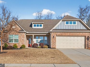 6928 Manchester Drive, Flowery Branch, GA 30542