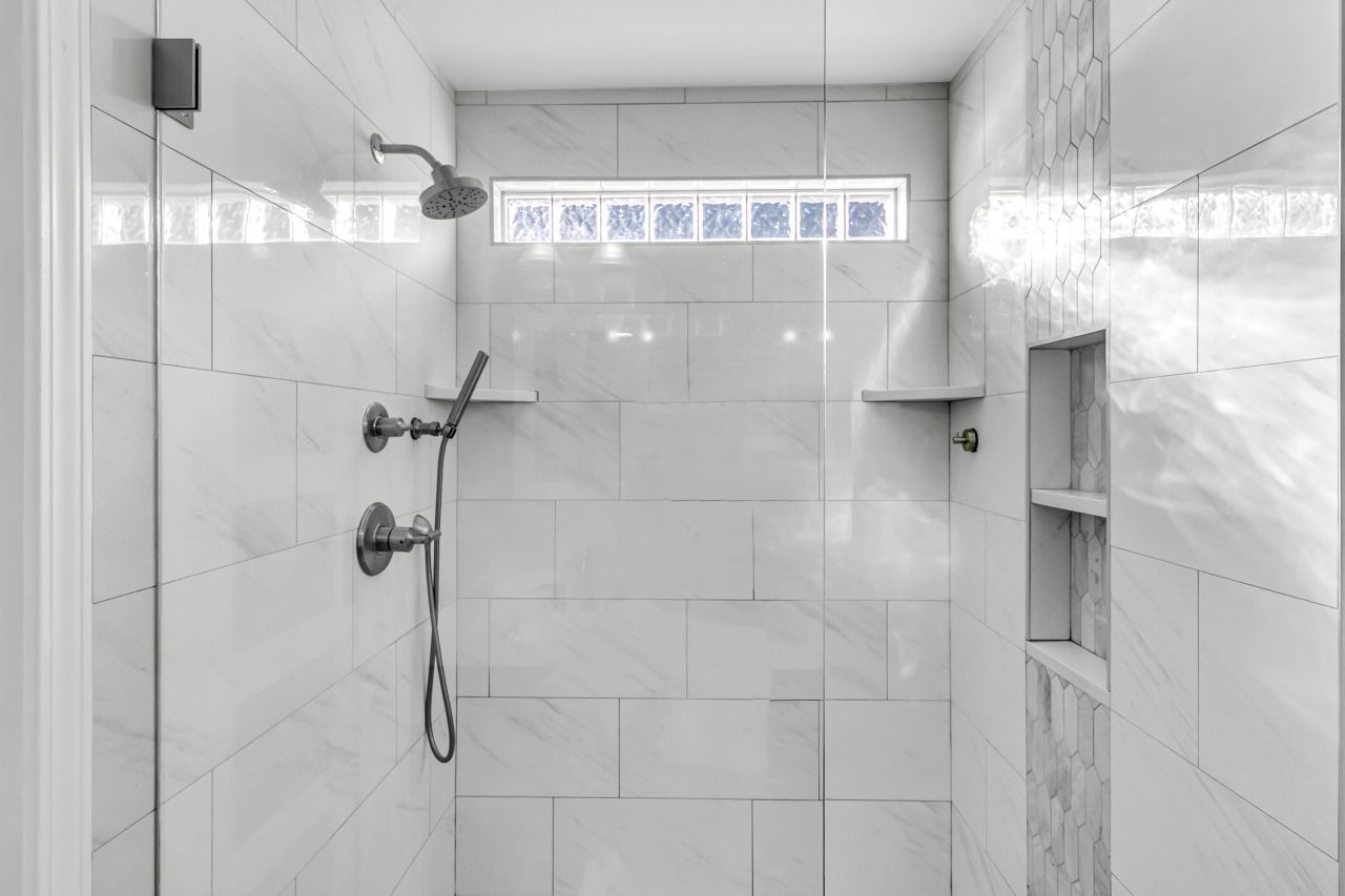 4884 Carnoustie Court Photo 4