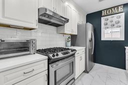 4884 Carnoustie Court photo 4