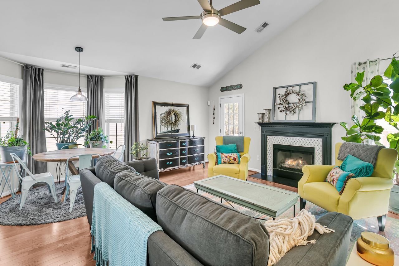 4884 Carnoustie Court Photo 8