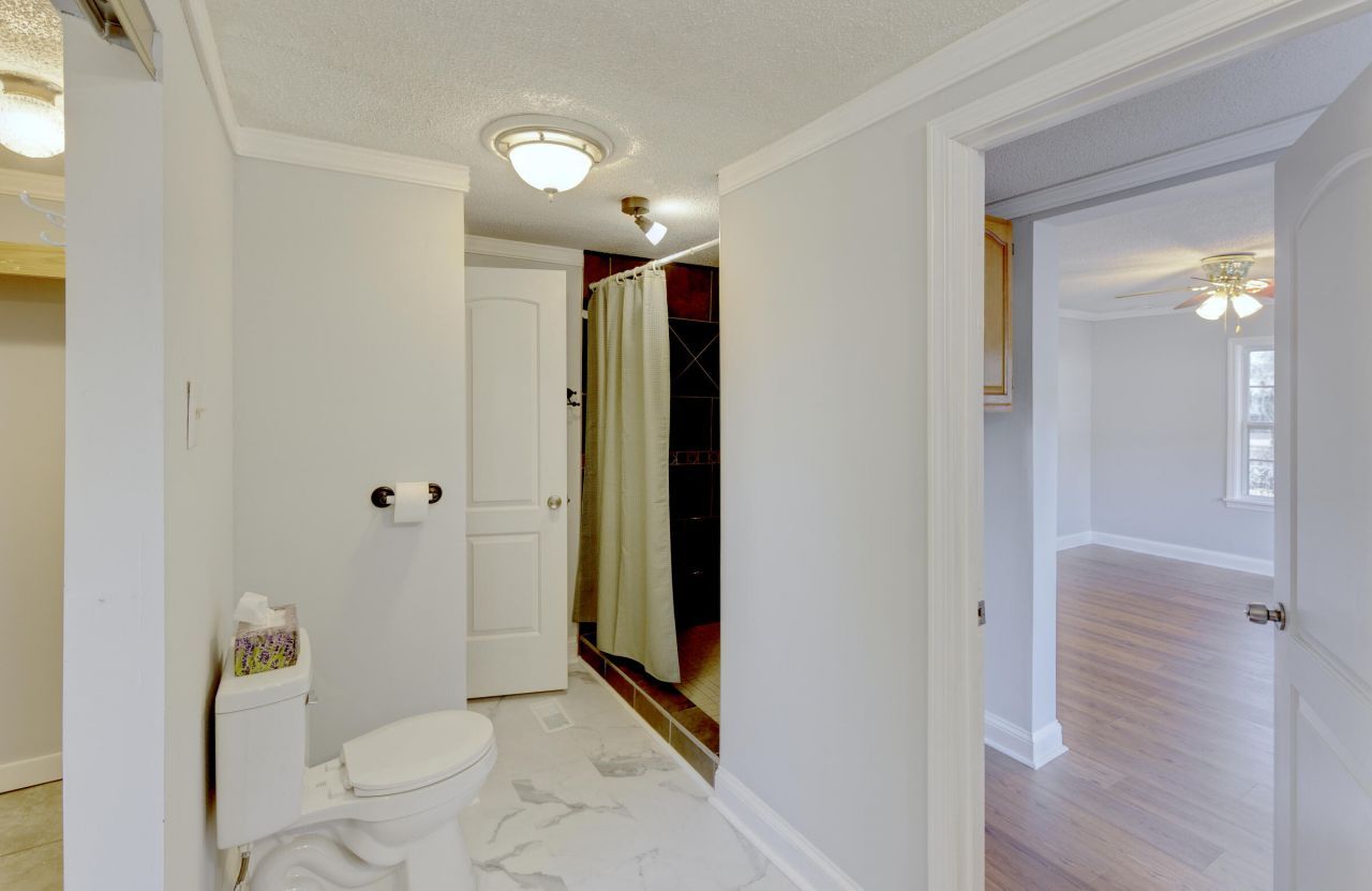 160 Grapevine Road Photo 13