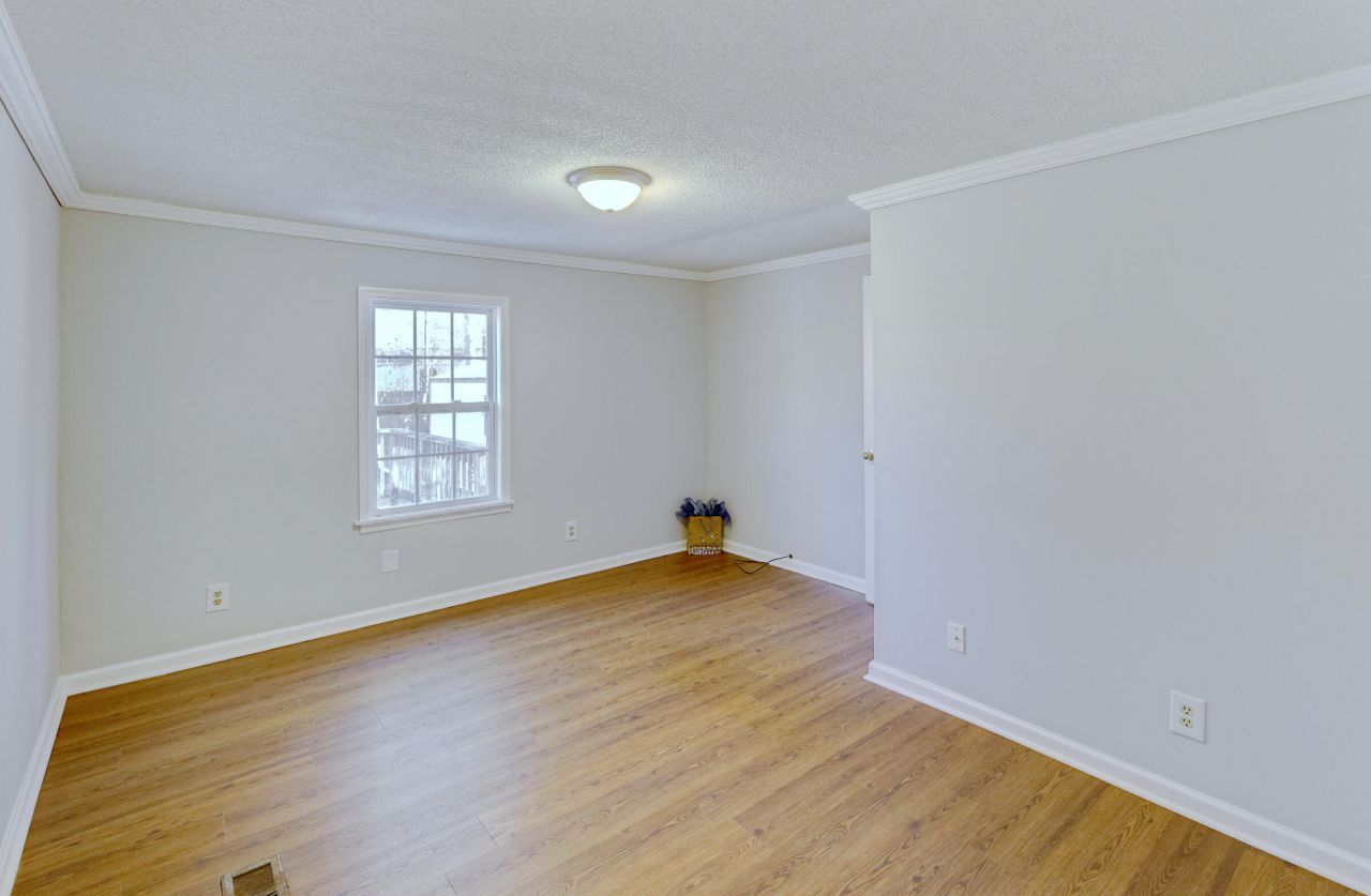 160 Grapevine Road Photo 18