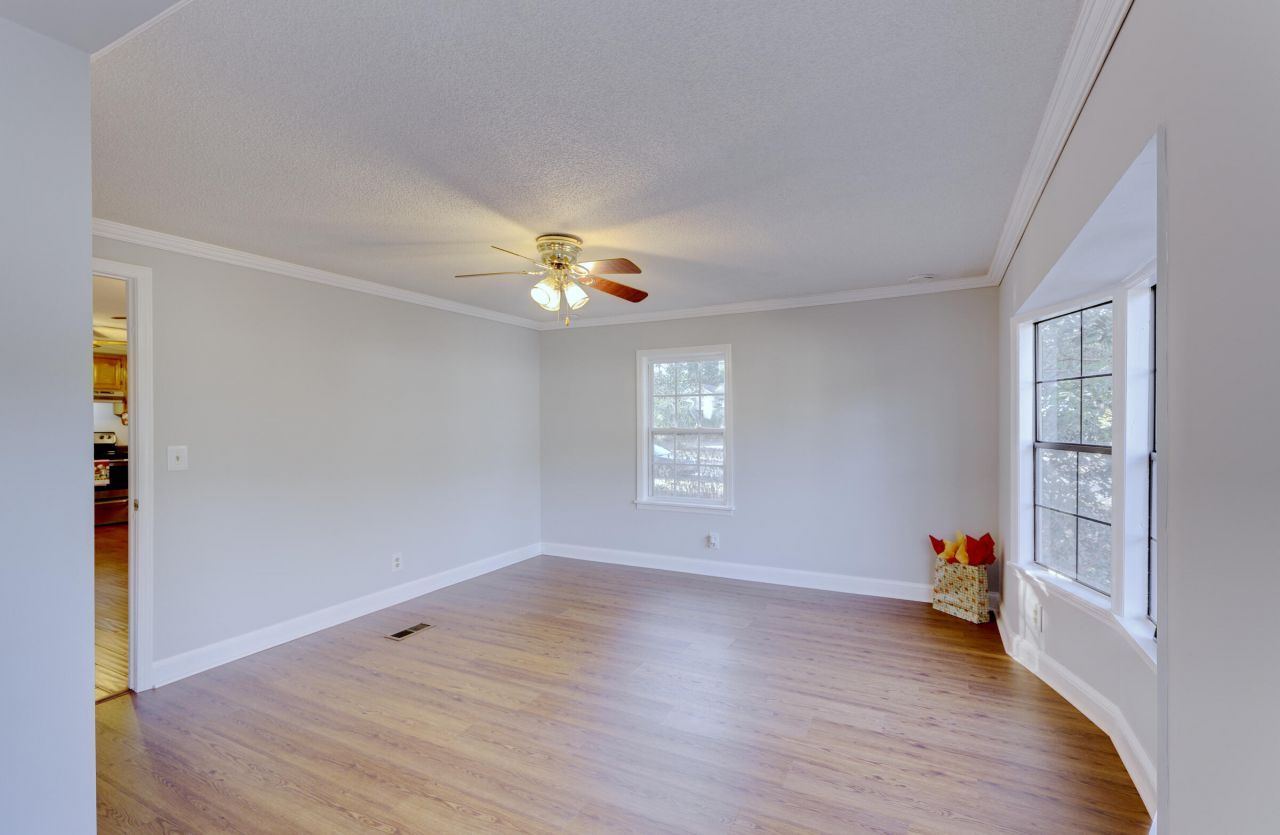 160 Grapevine Road Photo 44