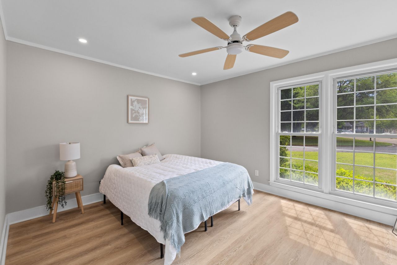 111 Driver Avenue Photo 17