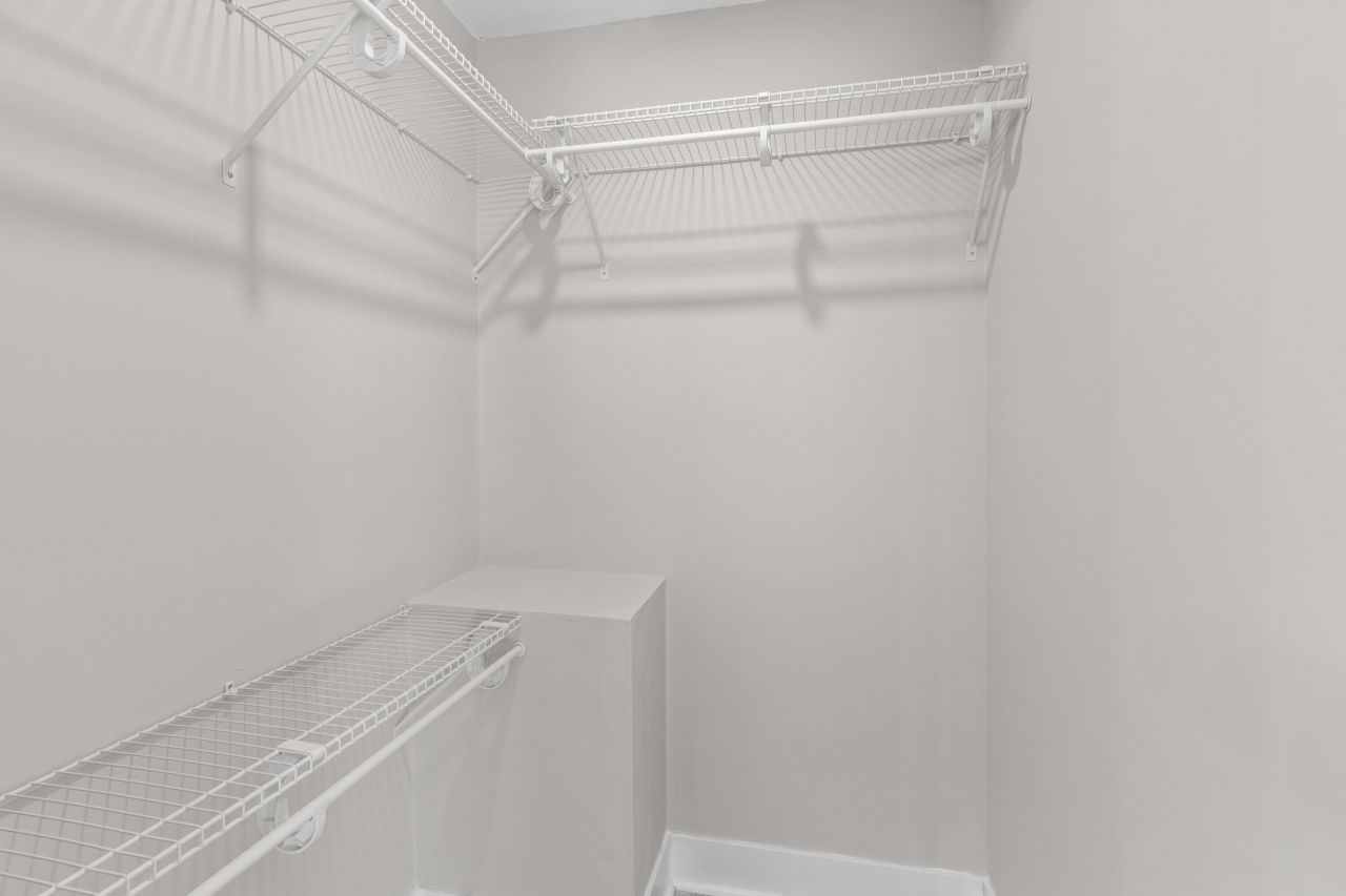 111 Driver Avenue Photo 18