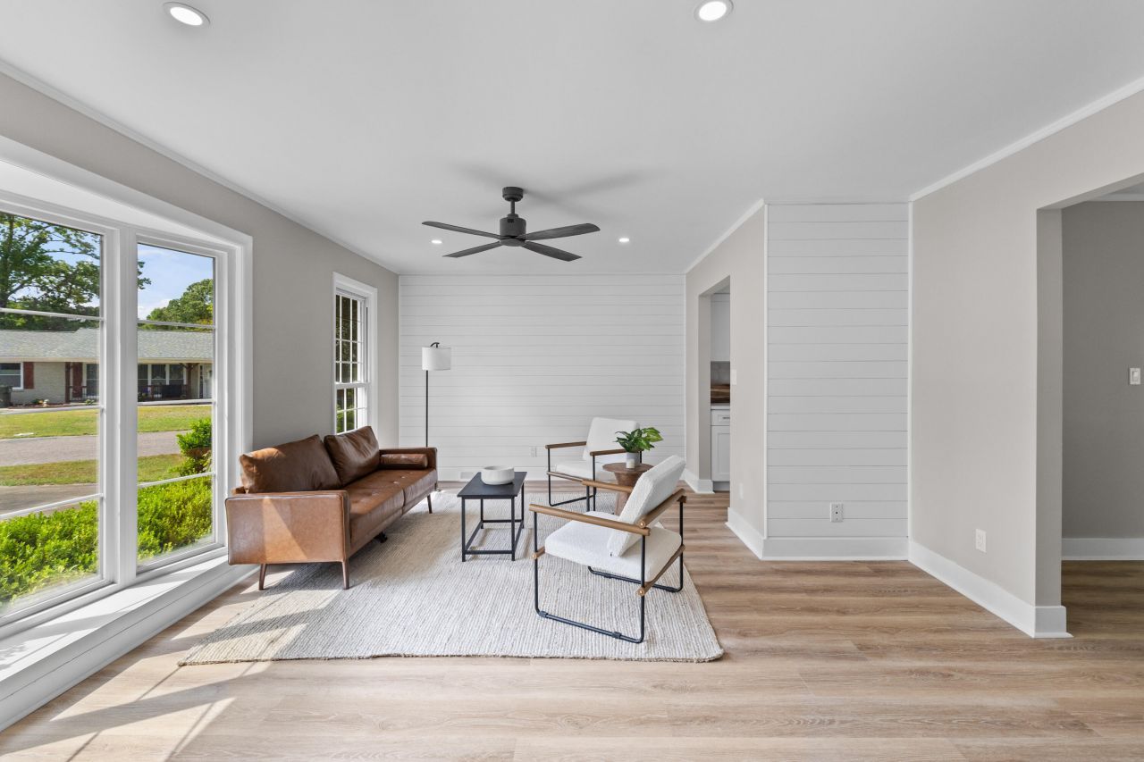 111 Driver Avenue Photo 5