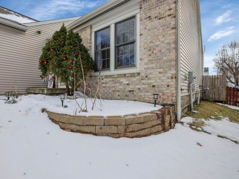 8231 Sea Star Drive, Blacklick, OH 43004 Photo 5