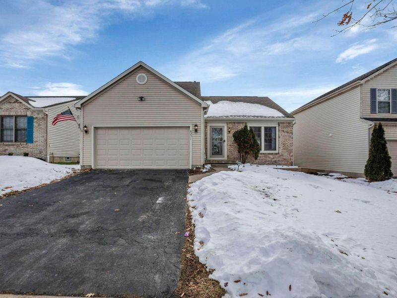 8231 Sea Star Drive, Blacklick, OH 43004 Photo 6