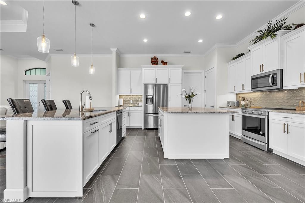 16800 Lady Diana Ct, Cape Coral, FL 33991 Photo