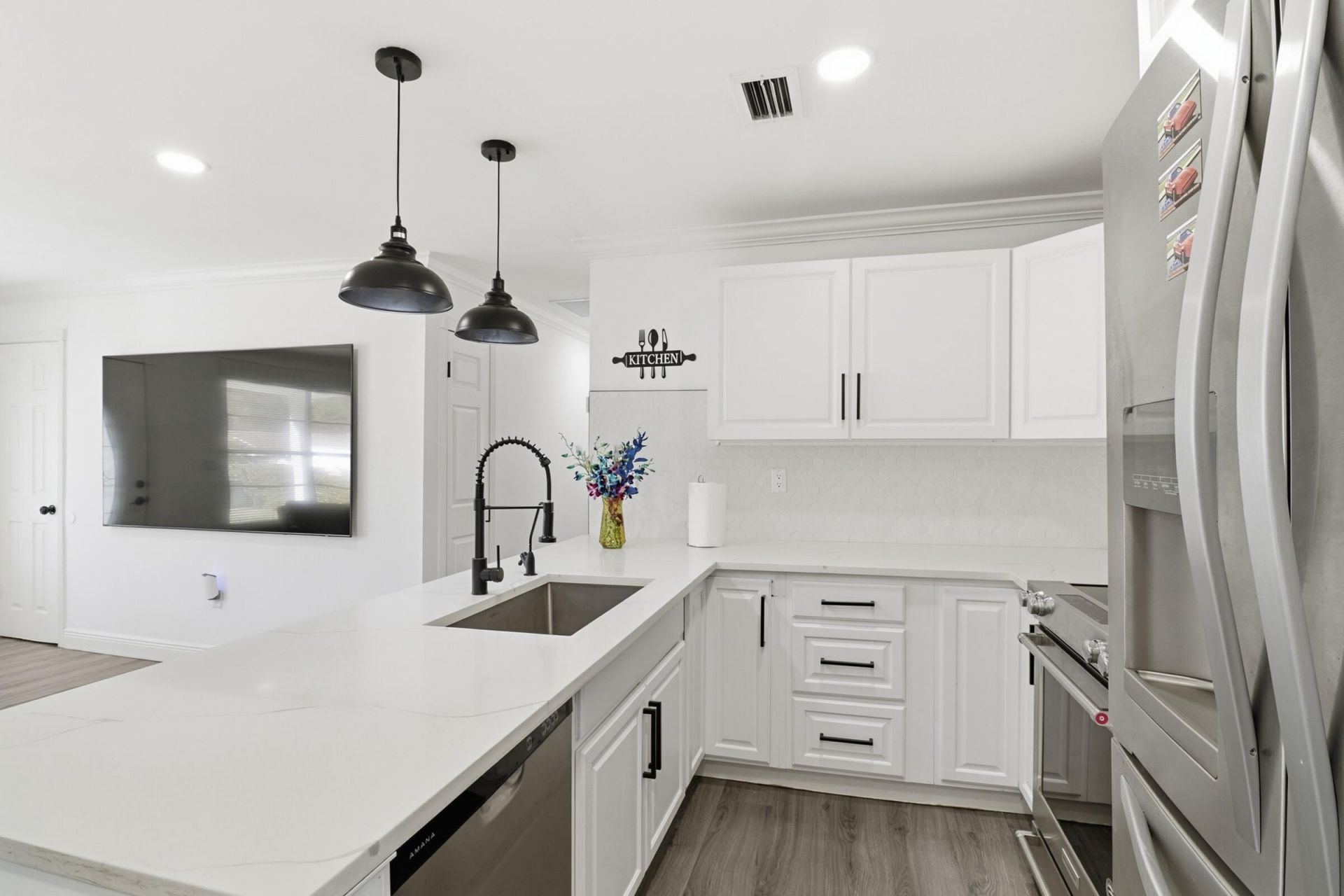 695 Dixie Lane, West Palm Beach, FL 33415 Photo