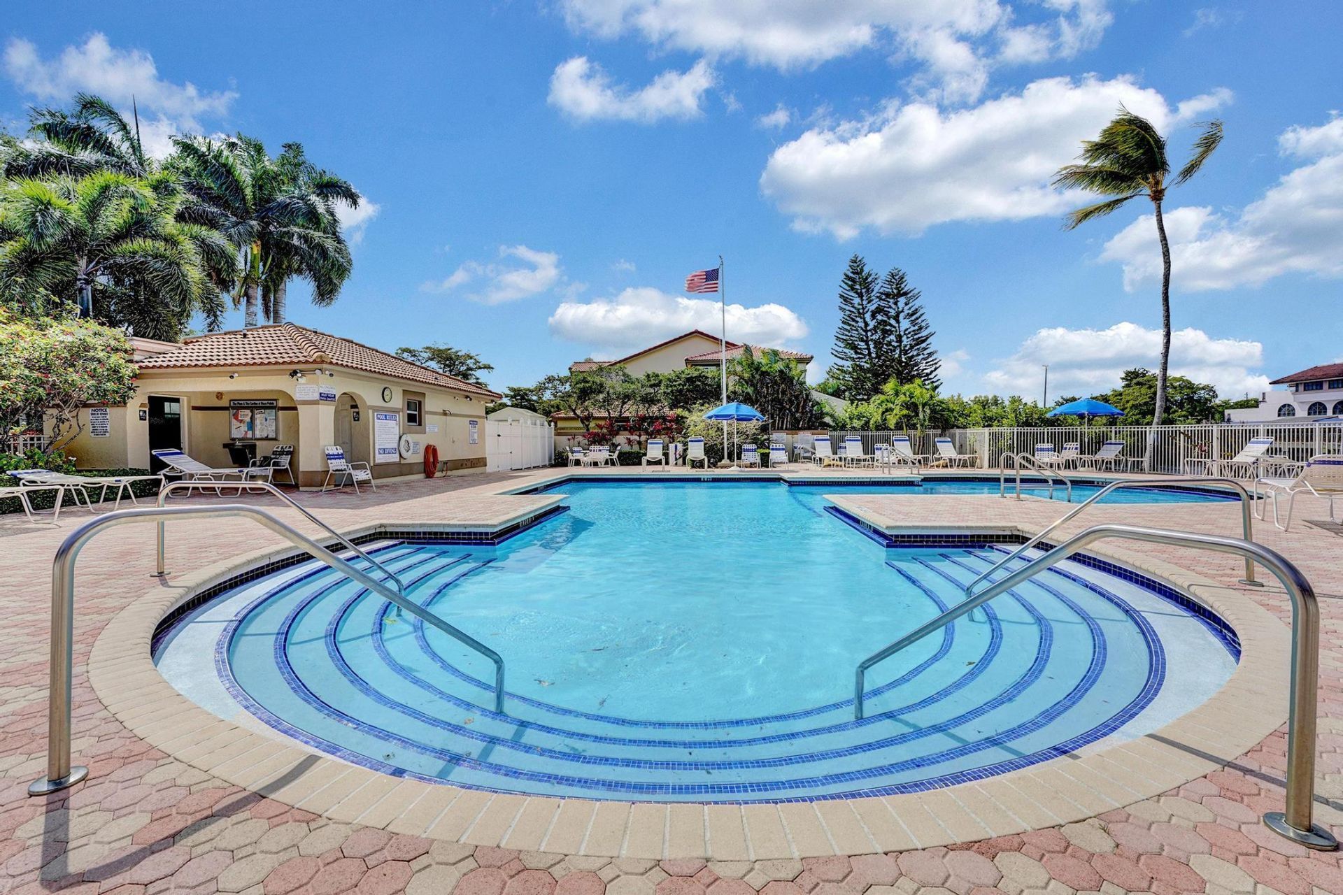 6555 Via Regina, Boca Raton, FL 33433 Photo