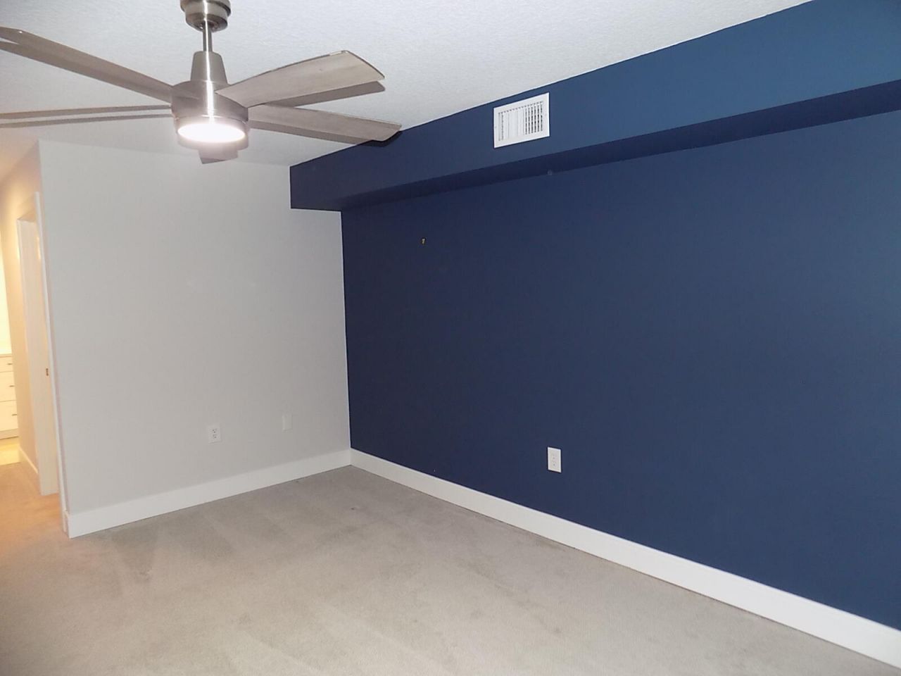 619 6th Terrace, Palm Beach Gardens, FL 33418 Photo