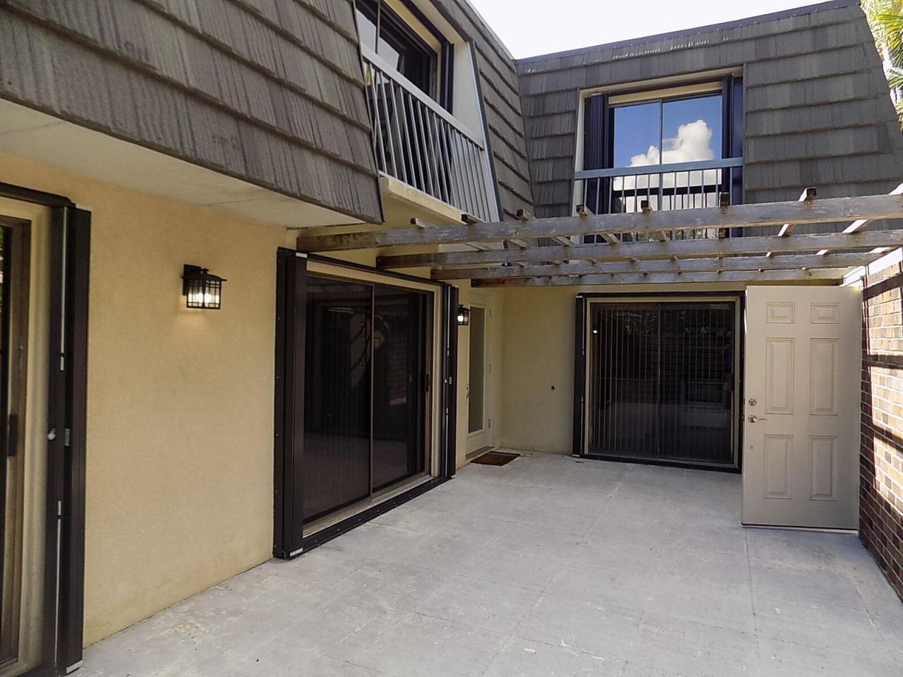 619 6th Terrace, Palm Beach Gardens, FL 33418 Photo