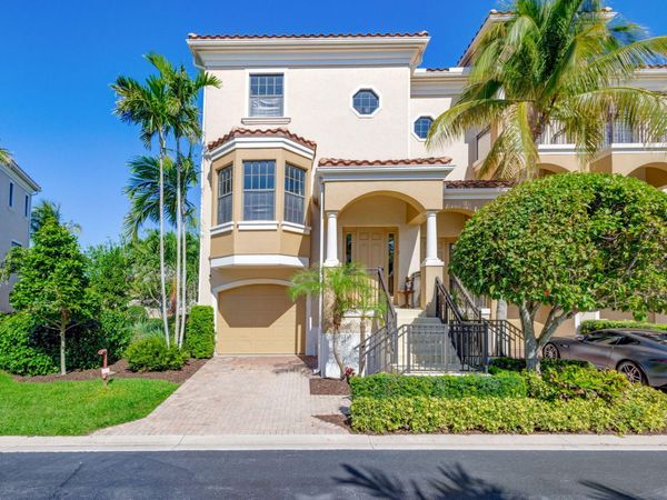 301 Del Sol Circle, Tequesta, FL 33469