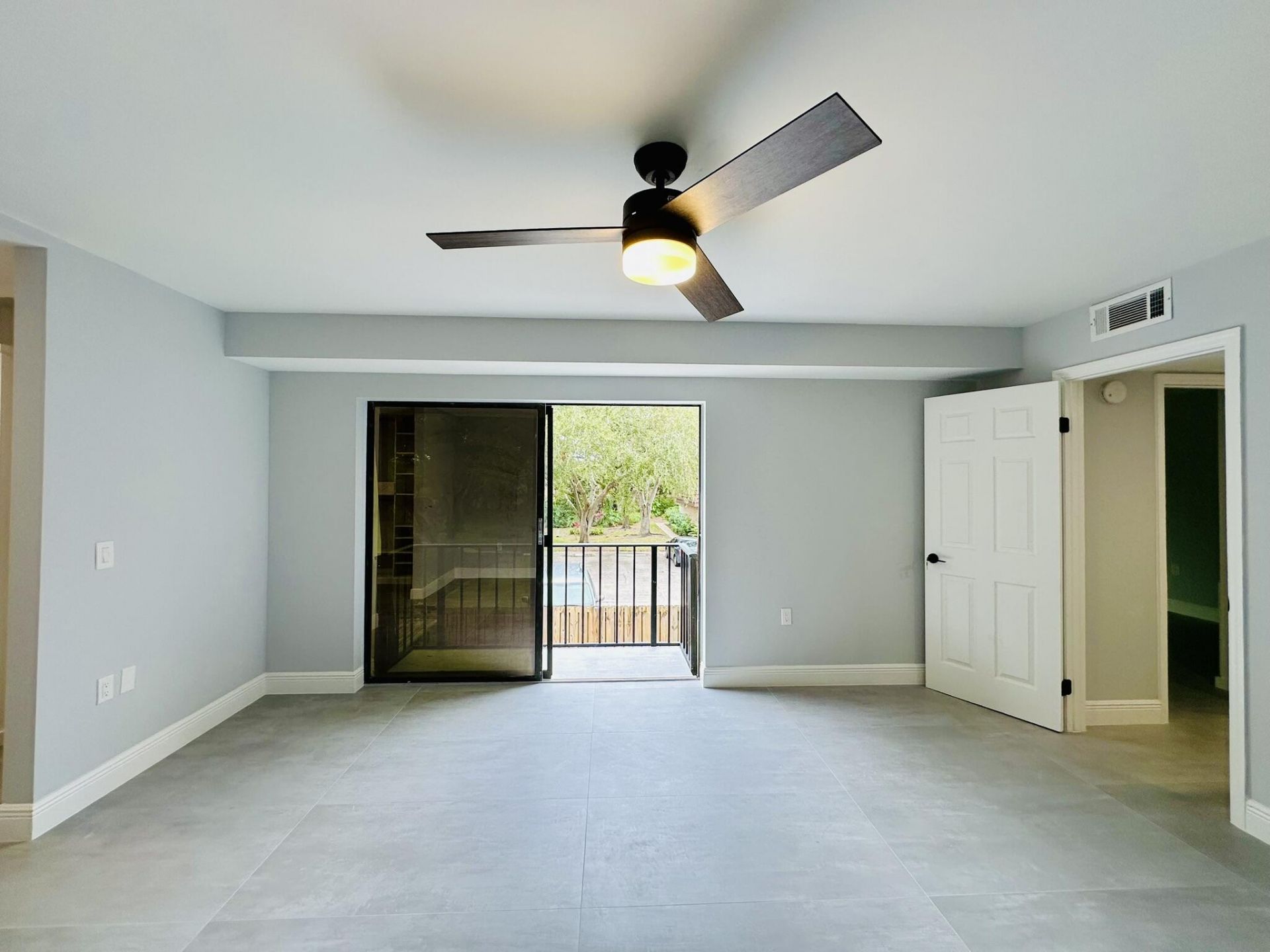 403 4th Ln Lane, Palm Beach Gardens, FL 33418 Photo