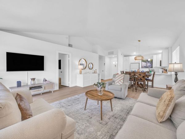 836 Club Drive, Palm Beach Gardens, FL 33418