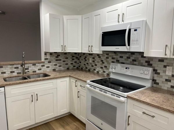 11241 W Atlantic Boulevard, Unit 201, Coral Springs, FL 33071