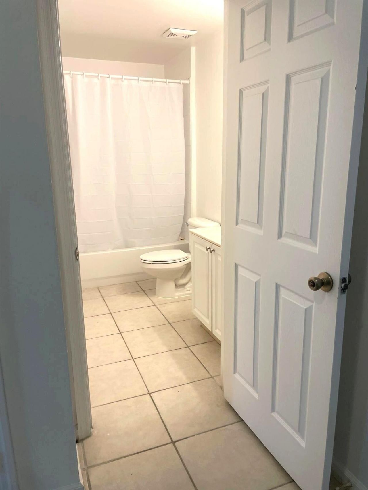 2100 Greenview Shores Boulevard, Unit 523, Wellington, FL 33414 Photo