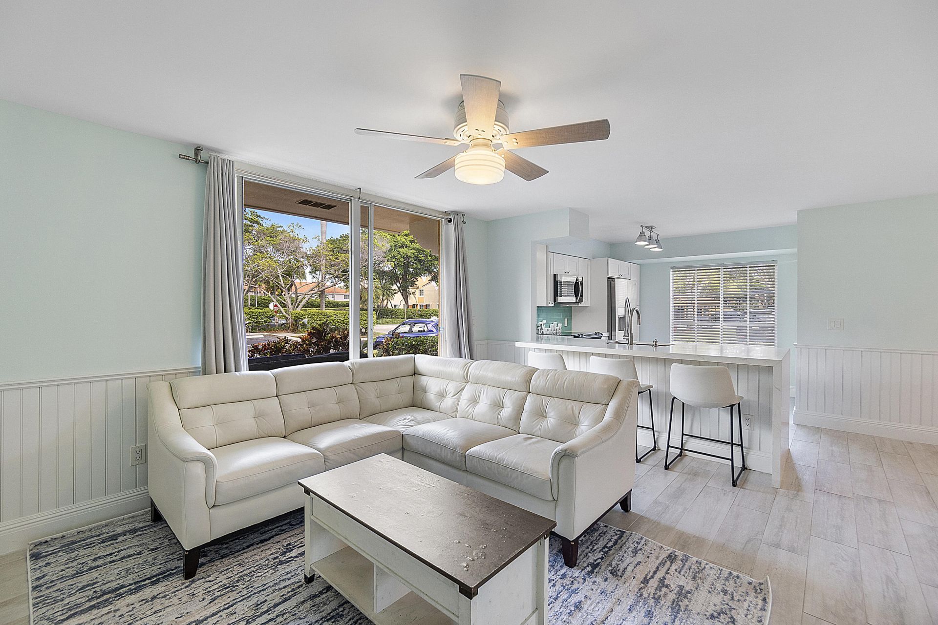 123 Yacht Club Way, Unit 101, Hypoluxo, FL 33462 Photo