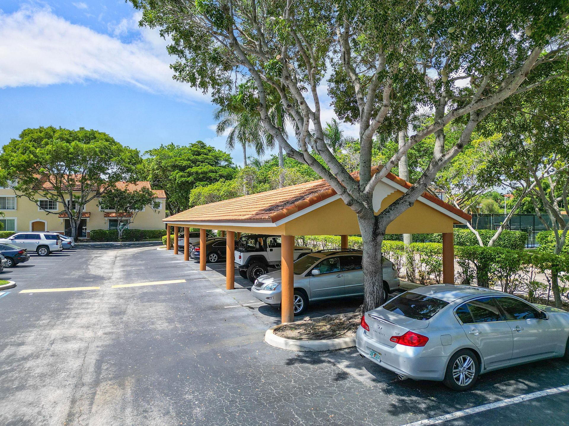 123 Yacht Club Way, Unit 101, Hypoluxo, FL 33462 Photo