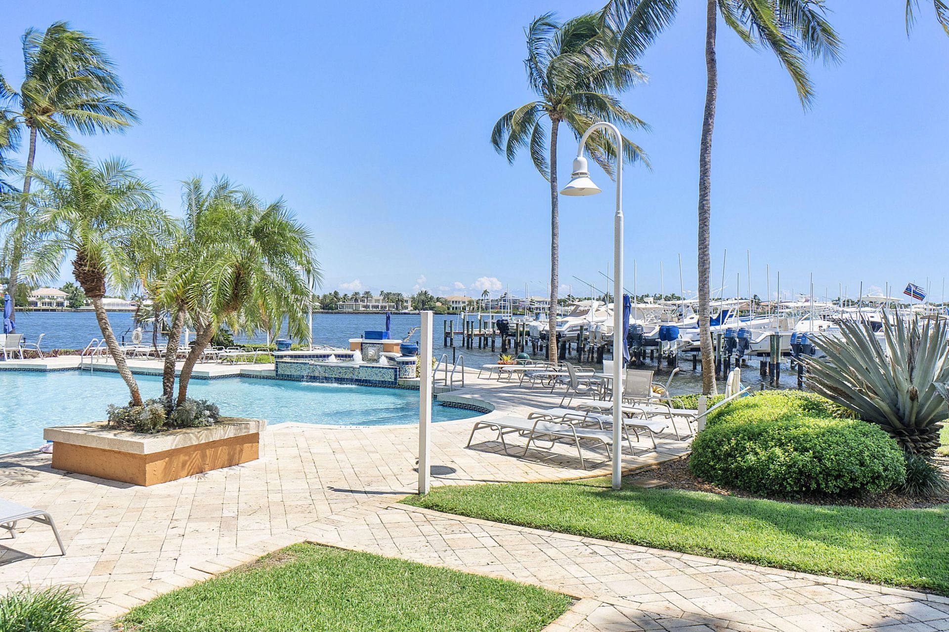 123 Yacht Club Way, Unit 101, Hypoluxo, FL 33462 Photo