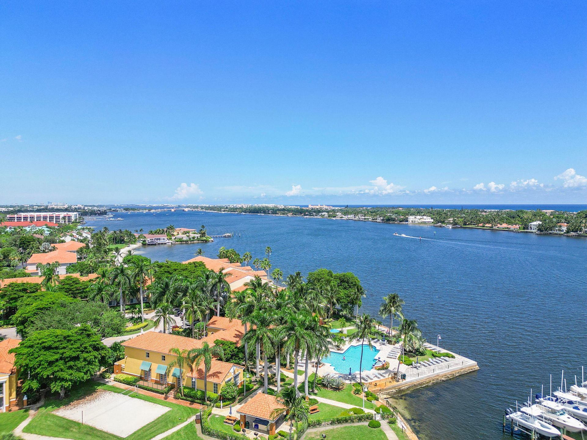 123 Yacht Club Way, Unit 101, Hypoluxo, FL 33462 Photo