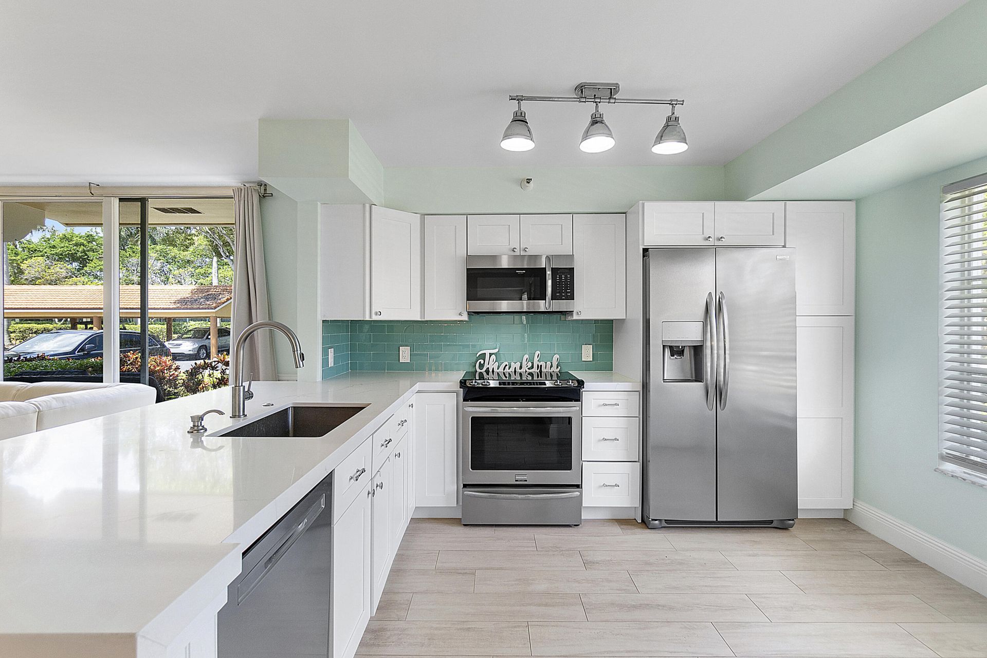 123 Yacht Club Way, Unit 101, Hypoluxo, FL 33462 Photo