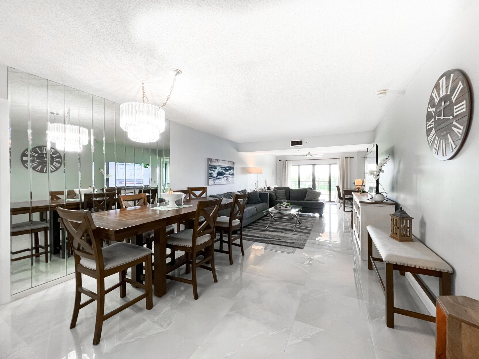 301 Ocean Bluffs Boulevard, Unit 202, Jupiter, FL 33477 Photo