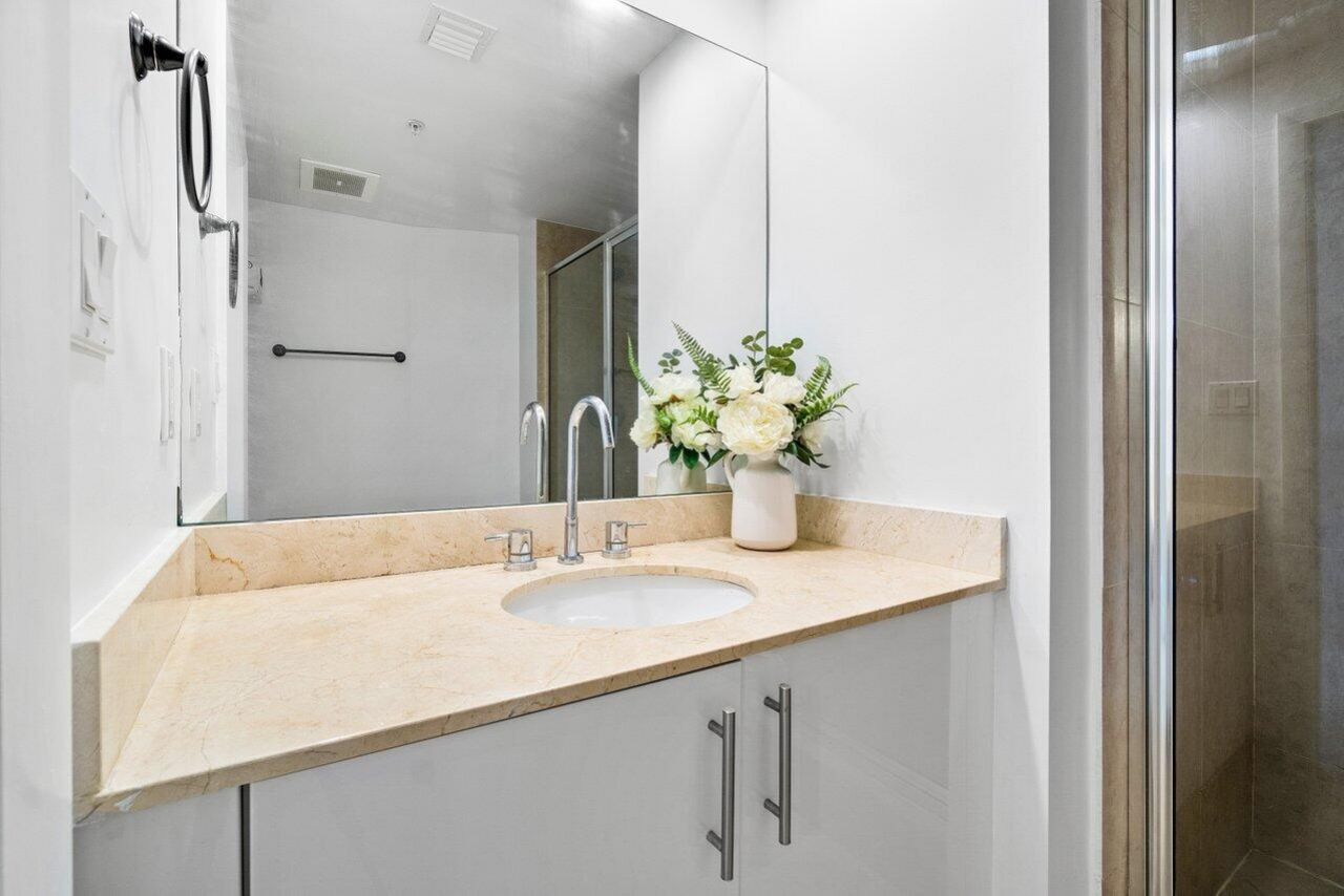 550 Okeechobee Boulevard, Unit 1809, West Palm Beach, FL 33401 Photo