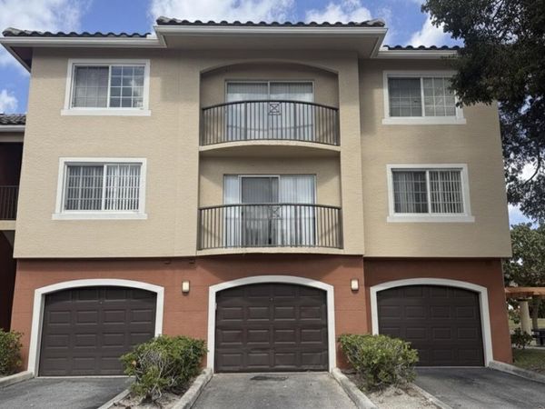 4175 N Haverhill, Unit 918, West Palm Beach, FL 33417