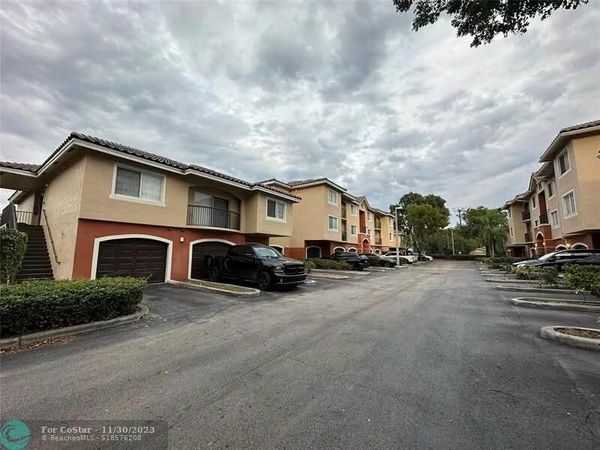 4199 N Haverhill Road, Unit 103, West Palm Beach, FL 33417