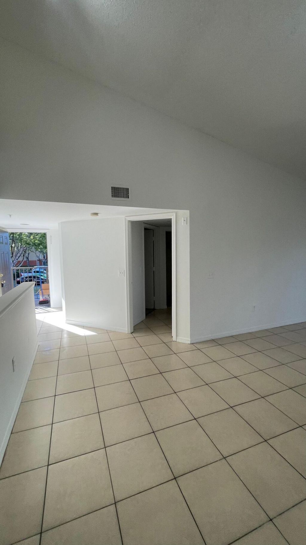 4199 N Haverhill Road, Unit 103, West Palm Beach, FL 33417 Photo