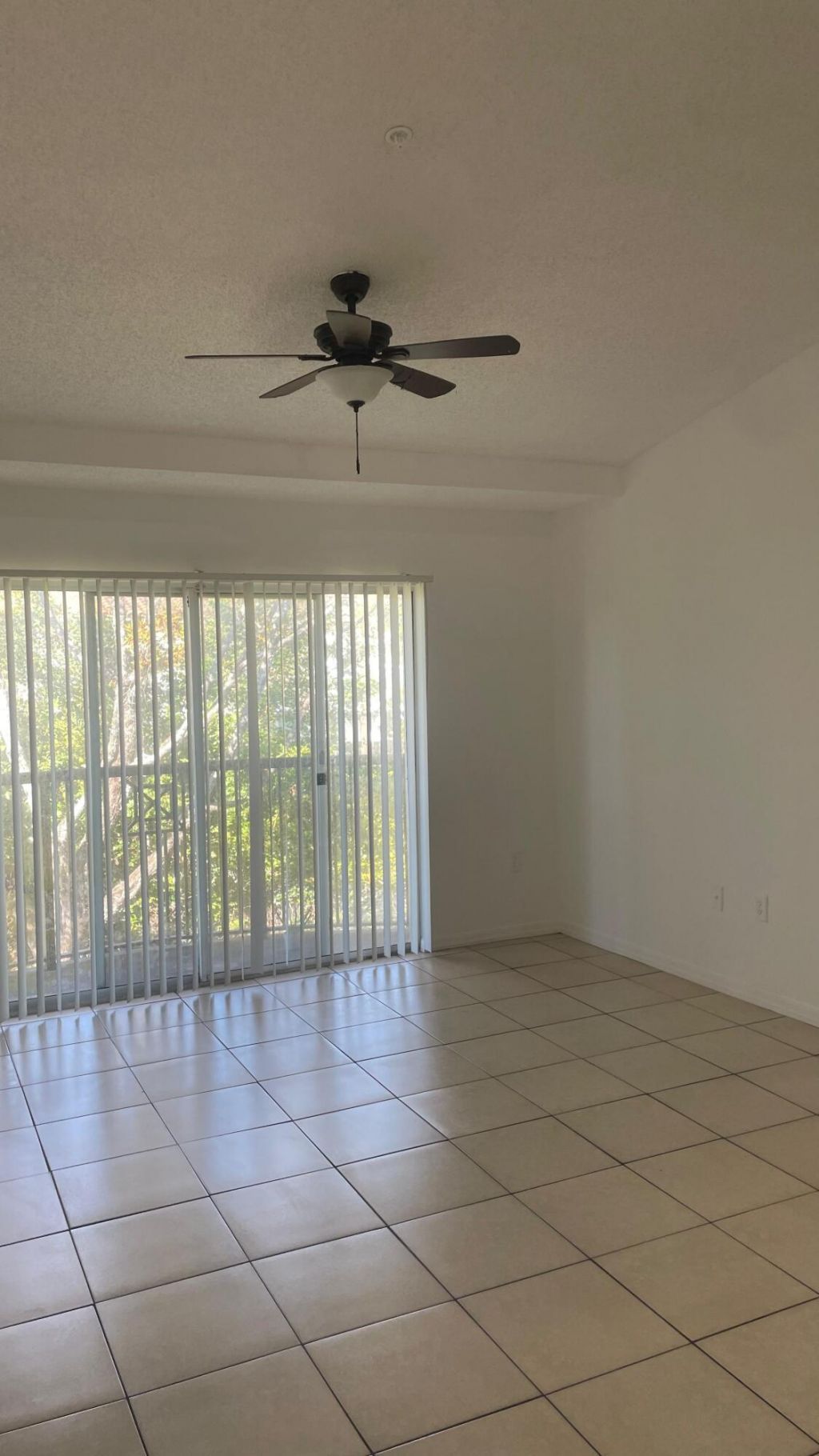 4199 N Haverhill Road, Unit 103, West Palm Beach, FL 33417 Photo