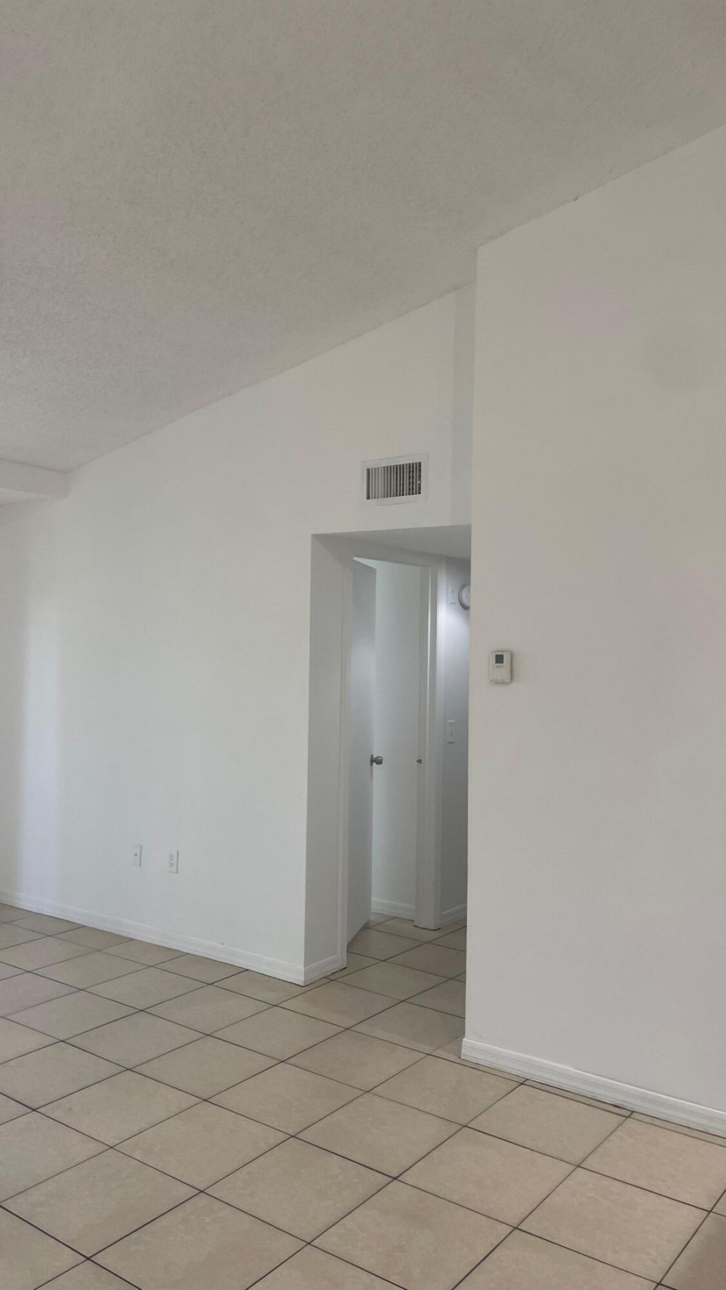 4199 N Haverhill Road, Unit 103, West Palm Beach, FL 33417 Photo