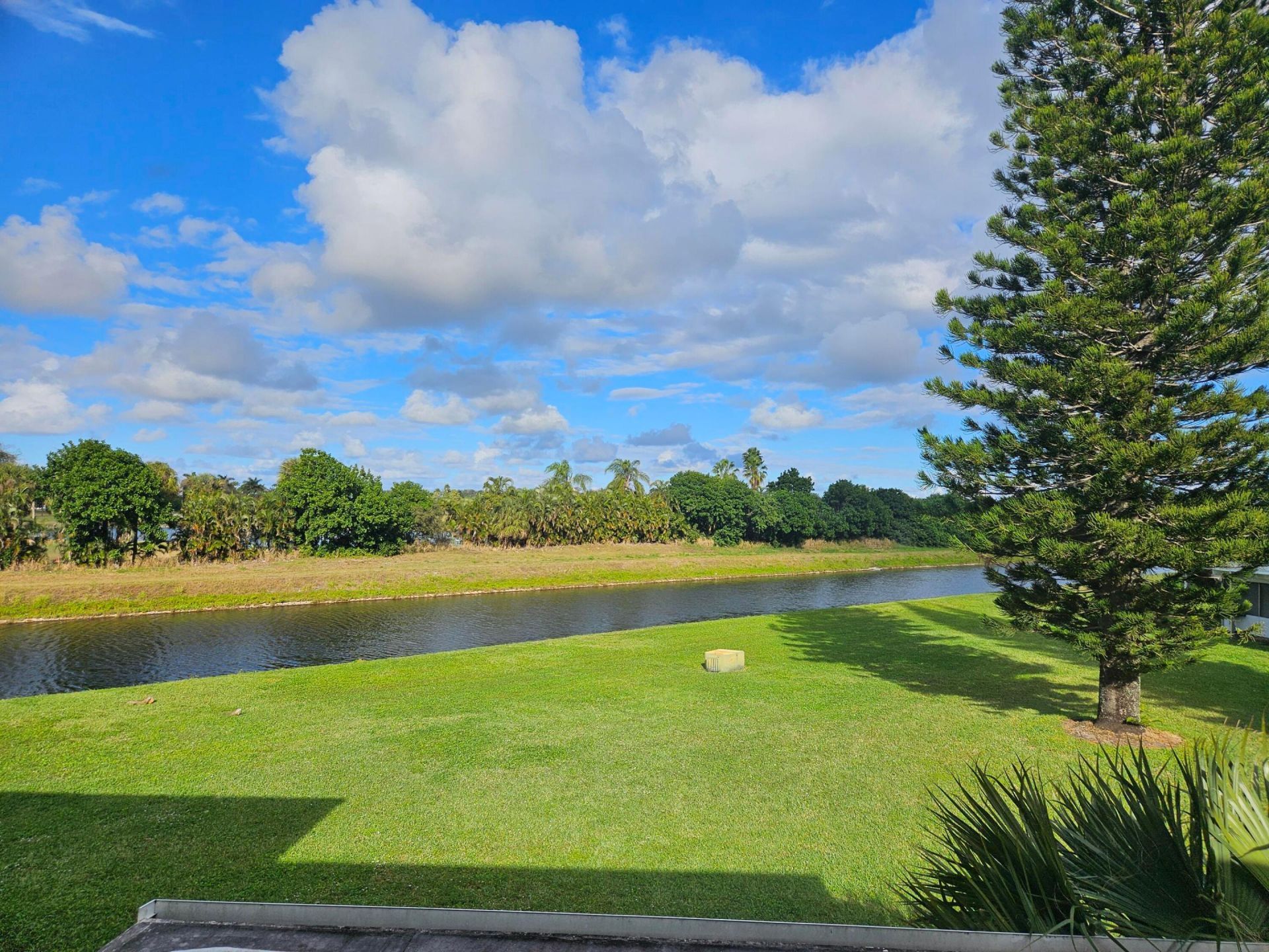 1845 NW 18th Street, Unit 202, Delray Beach, FL 33445 Photo