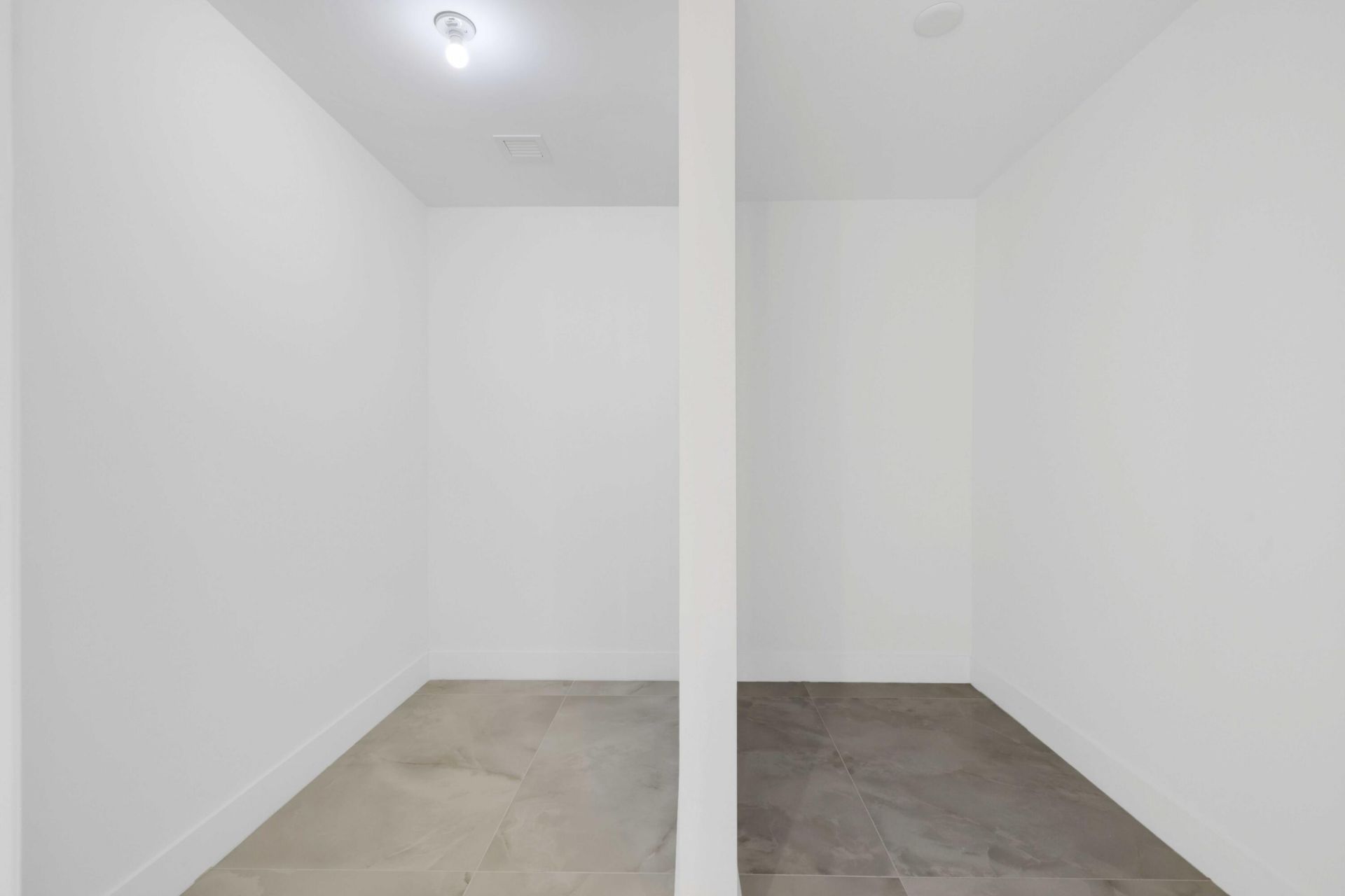 475 E Royal Palm Road, Unit 506, Boca Raton, FL 33432 Photo