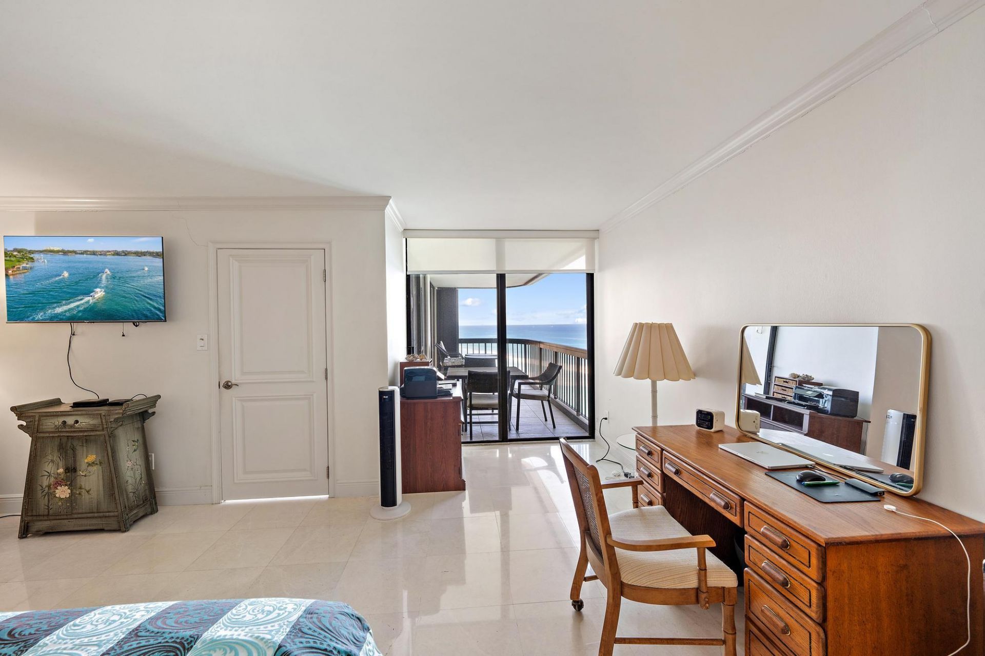 5380 N Ocean Drive, Unit 19e, Singer Island, FL 33404 Photo