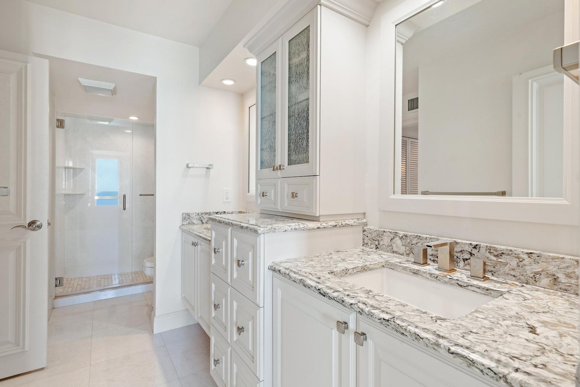 5380 N Ocean Drive, Unit 19e, Singer Island, FL 33404 Photo