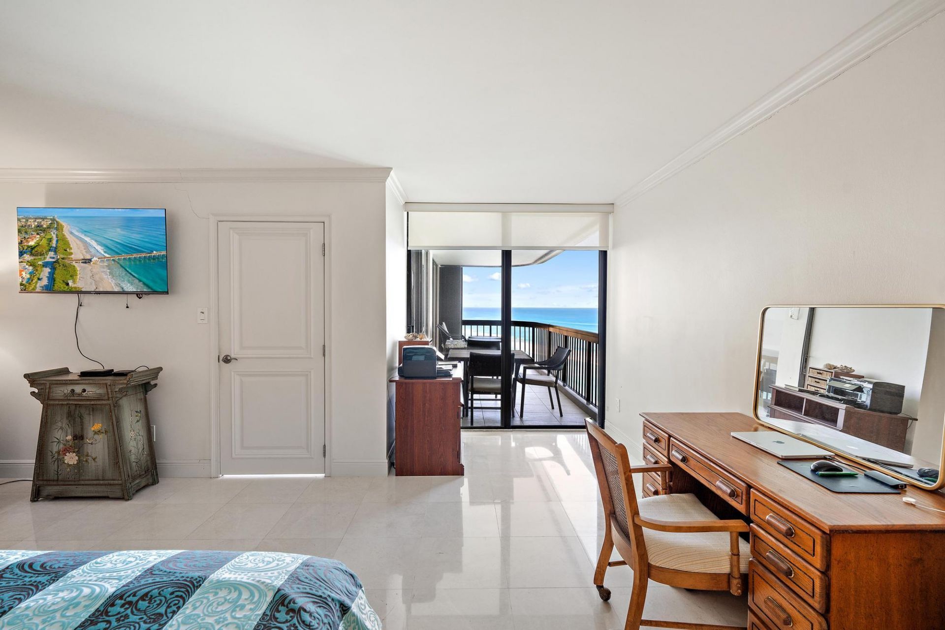 5380 N Ocean Drive, Unit 19e, Singer Island, FL 33404 Photo