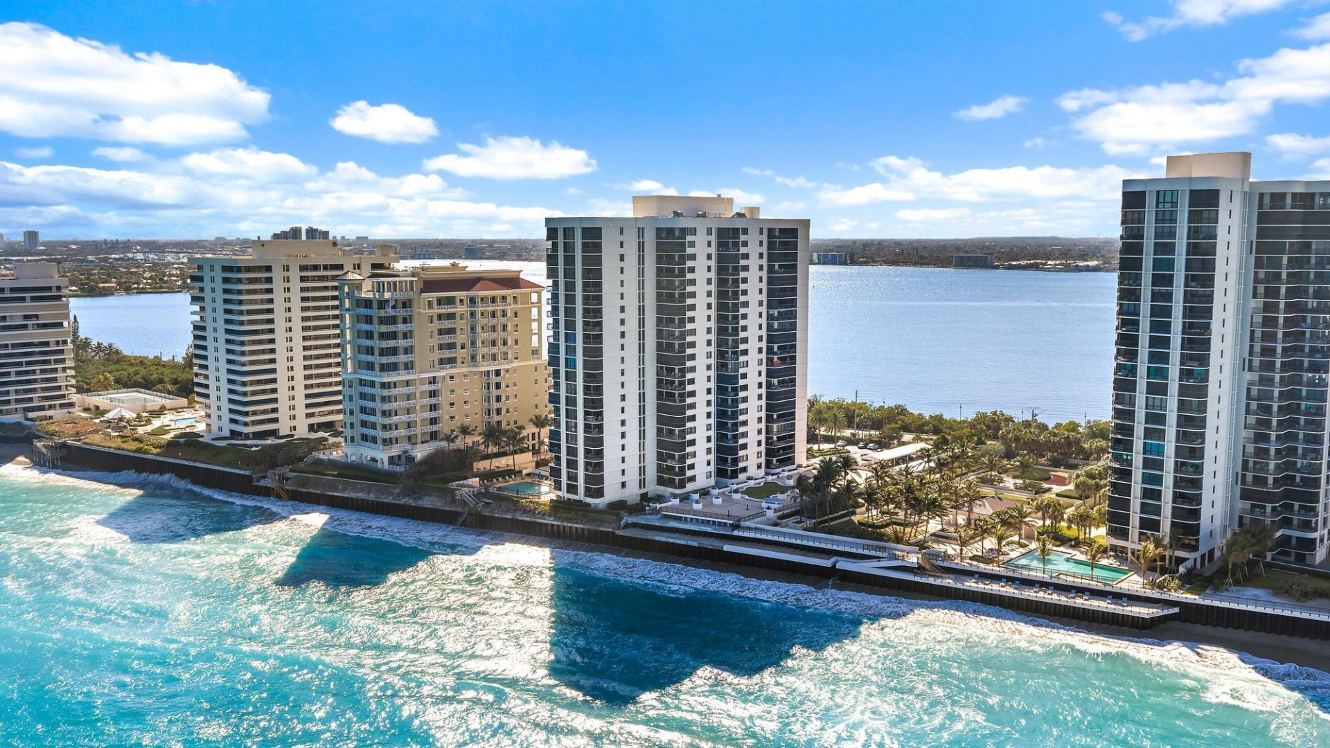 5380 N Ocean Drive, Unit 19e, Singer Island, FL 33404 Photo