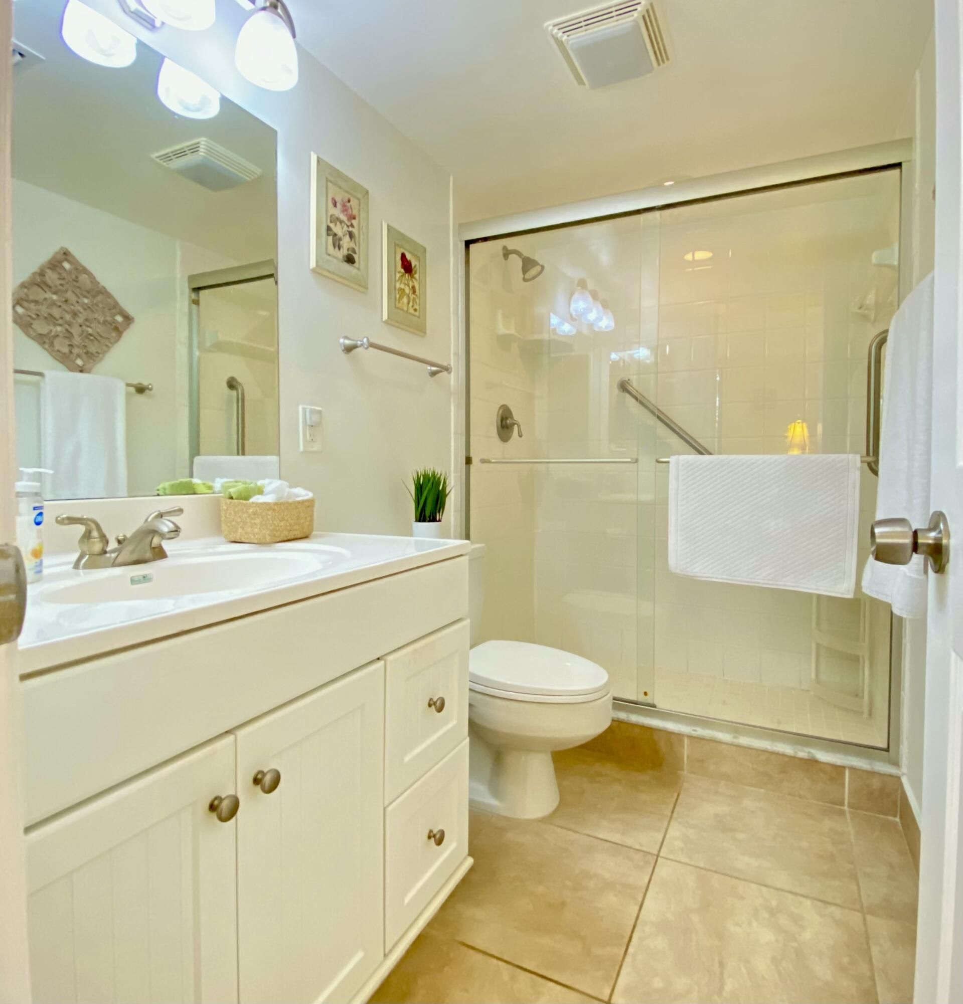 4801 Esedra Court, Unit 104, Lake Worth, FL 33467 Photo