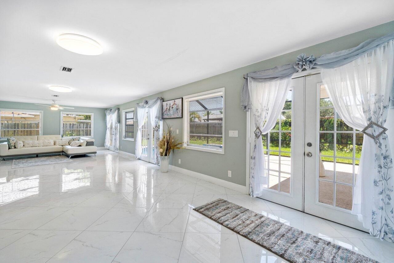1837 16th Avenue N, Lake Worth Beach, FL 33460 Photo