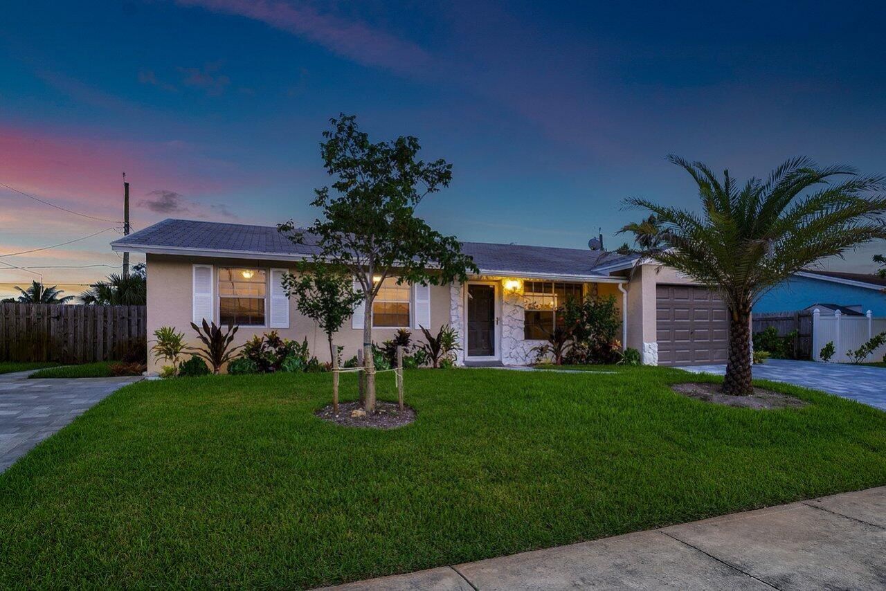 1837 16th Avenue N, Lake Worth Beach, FL 33460 Photo