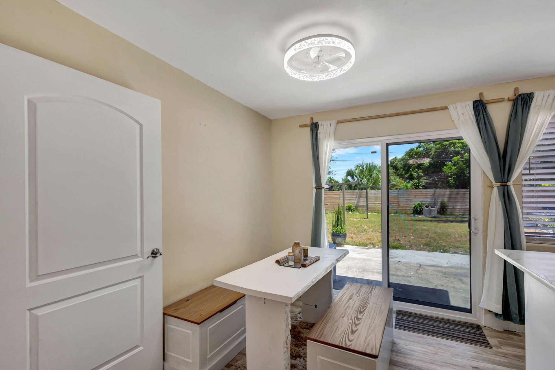 140 W 31st Court, Riviera Beach, FL 33404 Photo