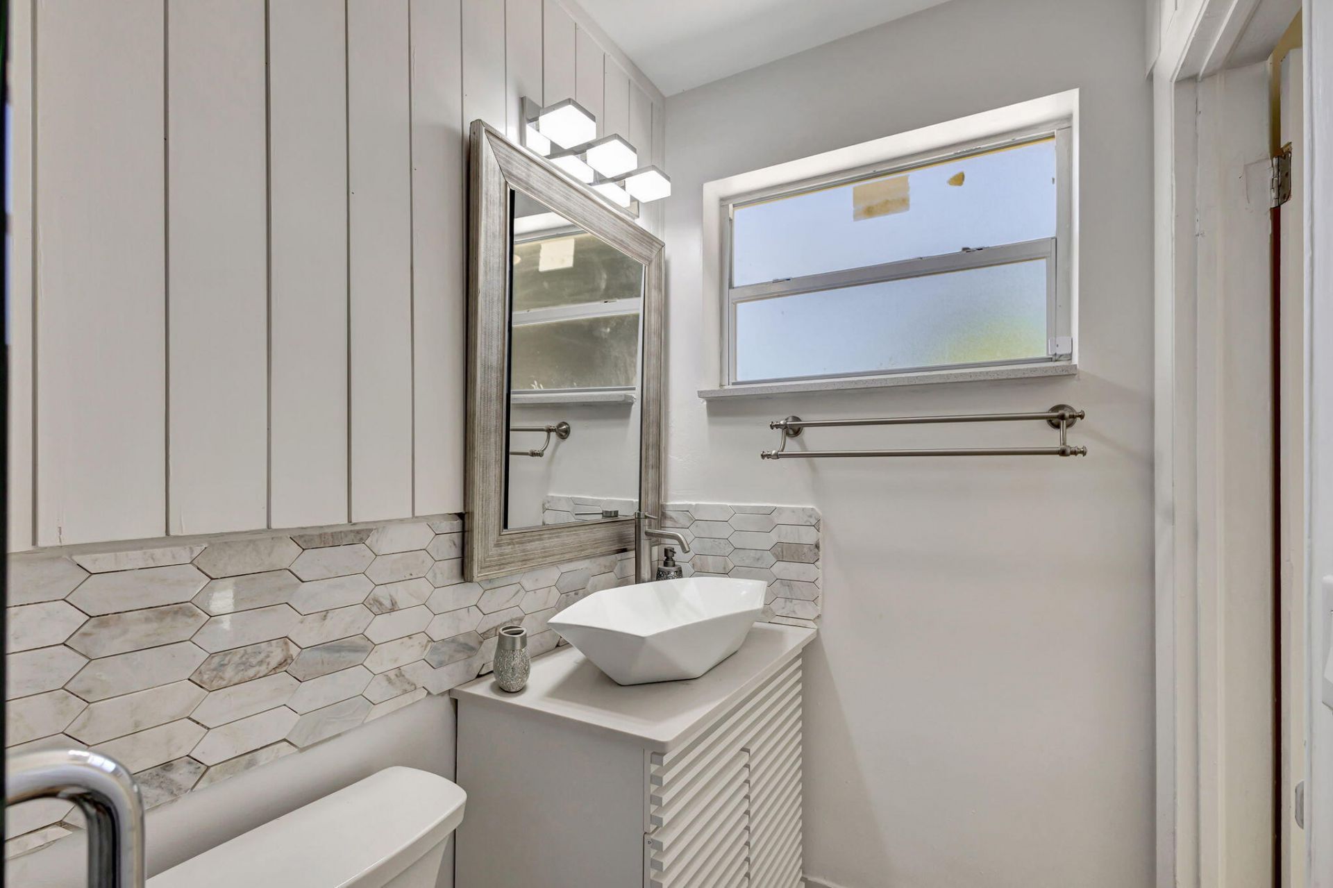 140 W 31st Court, Riviera Beach, FL 33404 Photo