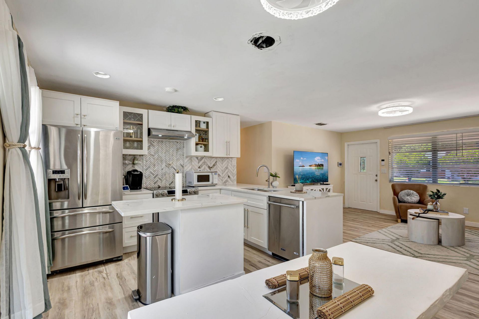 140 W 31st Court, Riviera Beach, FL 33404 Photo