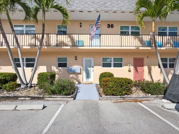 2950 SE Ocean Blvd Boulevard, Stuart, FL 34996