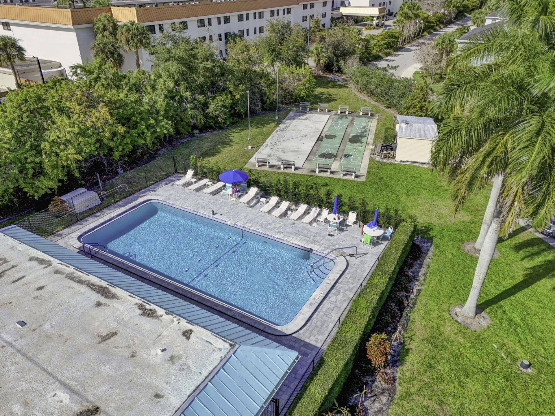 2950 SE Ocean Blvd Boulevard, Stuart, FL 34996 Photo